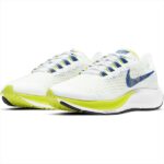 [NIKE]ナイキランニングシューズウィメンズ エア ズーム ペガサス 37(DC5191)(100)ホワイト/レーサーブルー-サイバー-マルチ-カラー